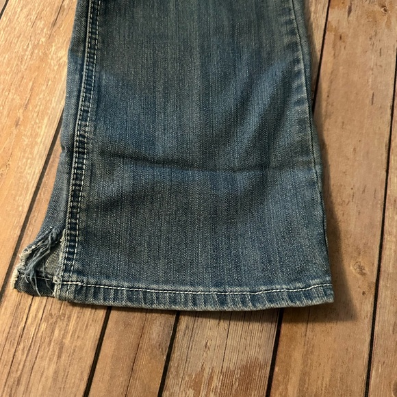 Cowgirl Tuff Co. Western Jeans with Bronc Embroidery on Pockets - Picture 4 of 6